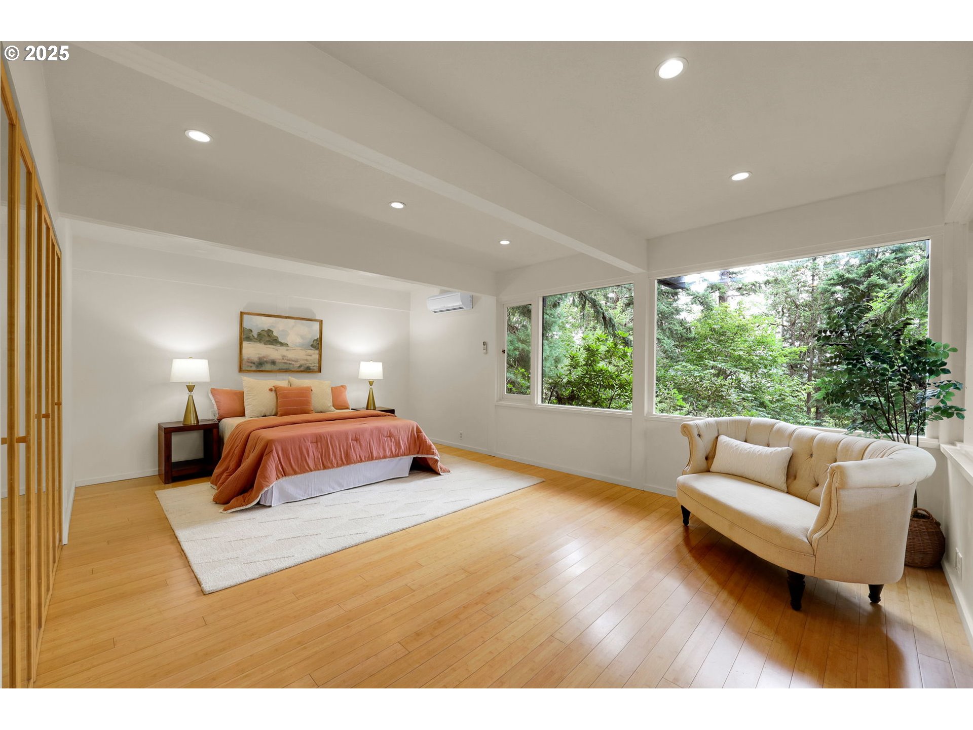 Eugene, Oregon 97405, United States, 4 Bedrooms Bedrooms, ,2 BathroomsBathrooms,Residential,Pending,152893