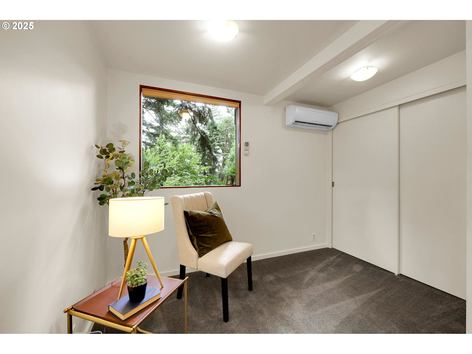 Eugene, Oregon 97405, United States, 4 Bedrooms Bedrooms, ,2 BathroomsBathrooms,Residential,Pending,152893