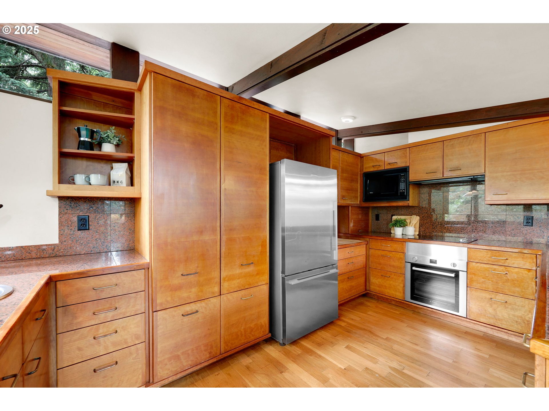 Eugene, Oregon 97405, United States, 4 Bedrooms Bedrooms, ,2 BathroomsBathrooms,Residential,Pending,152893