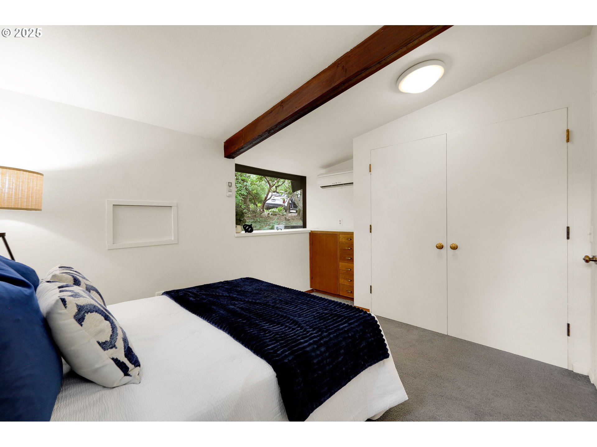 Eugene, Oregon 97405, United States, 4 Bedrooms Bedrooms, ,2 BathroomsBathrooms,Residential,Pending,152893