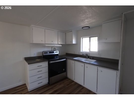 1120 W Fairview DR 48