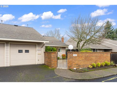 12991 SW KING RICHARD DR King City OR 97224