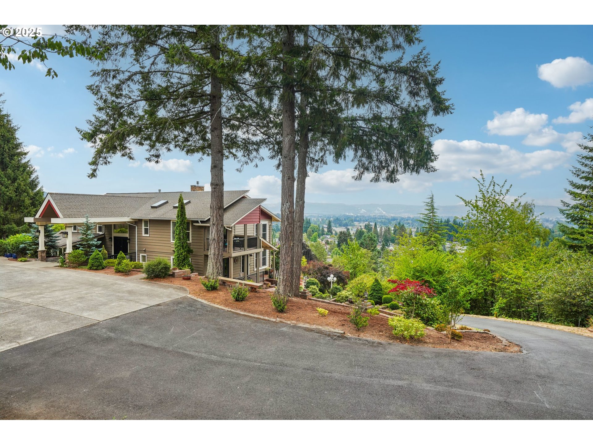 106 CAROLYN DR