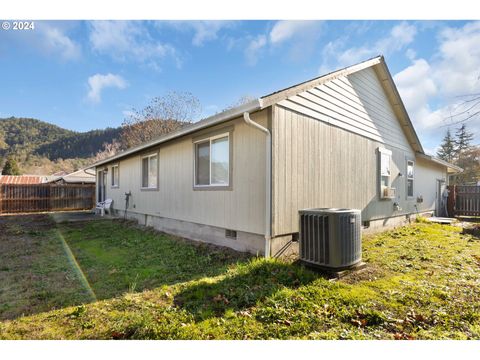 A home in Myrtle Creek