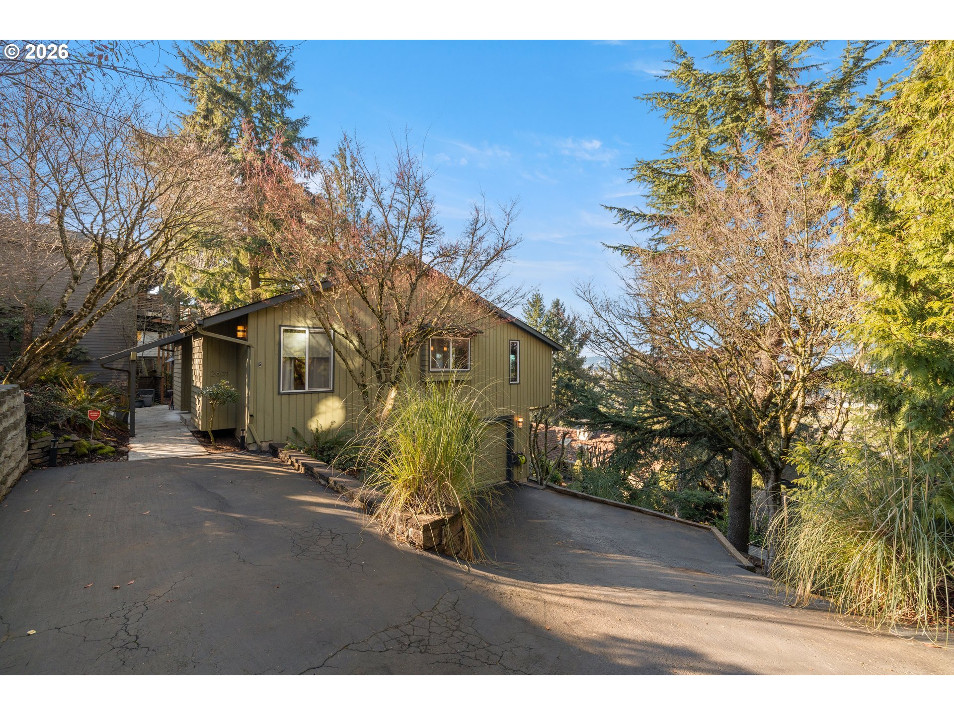 2831 NE ROCKY BUTTE RD