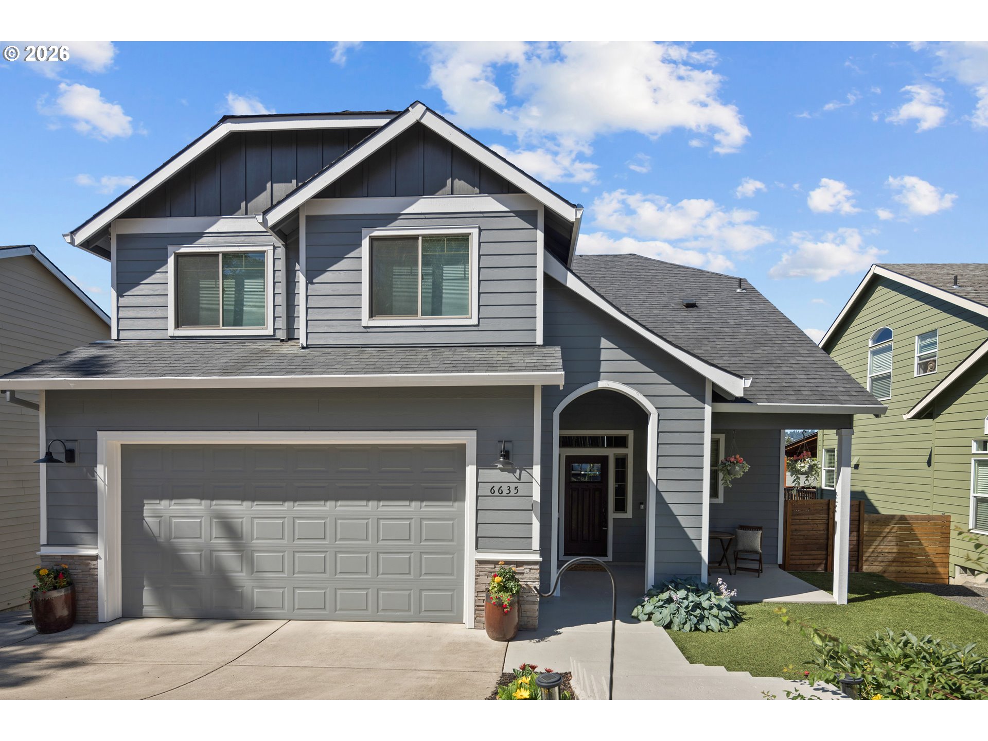 6635 LARISSA LN