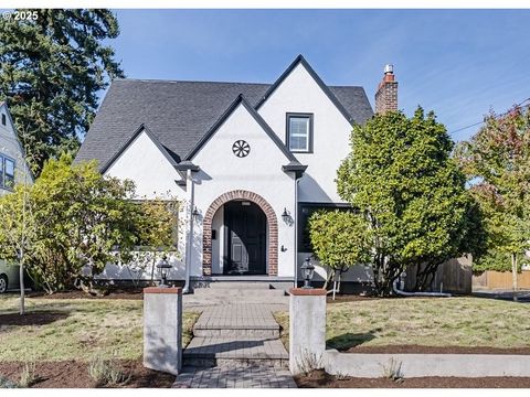 4225 NE 42ND AVE Portland OR 97218