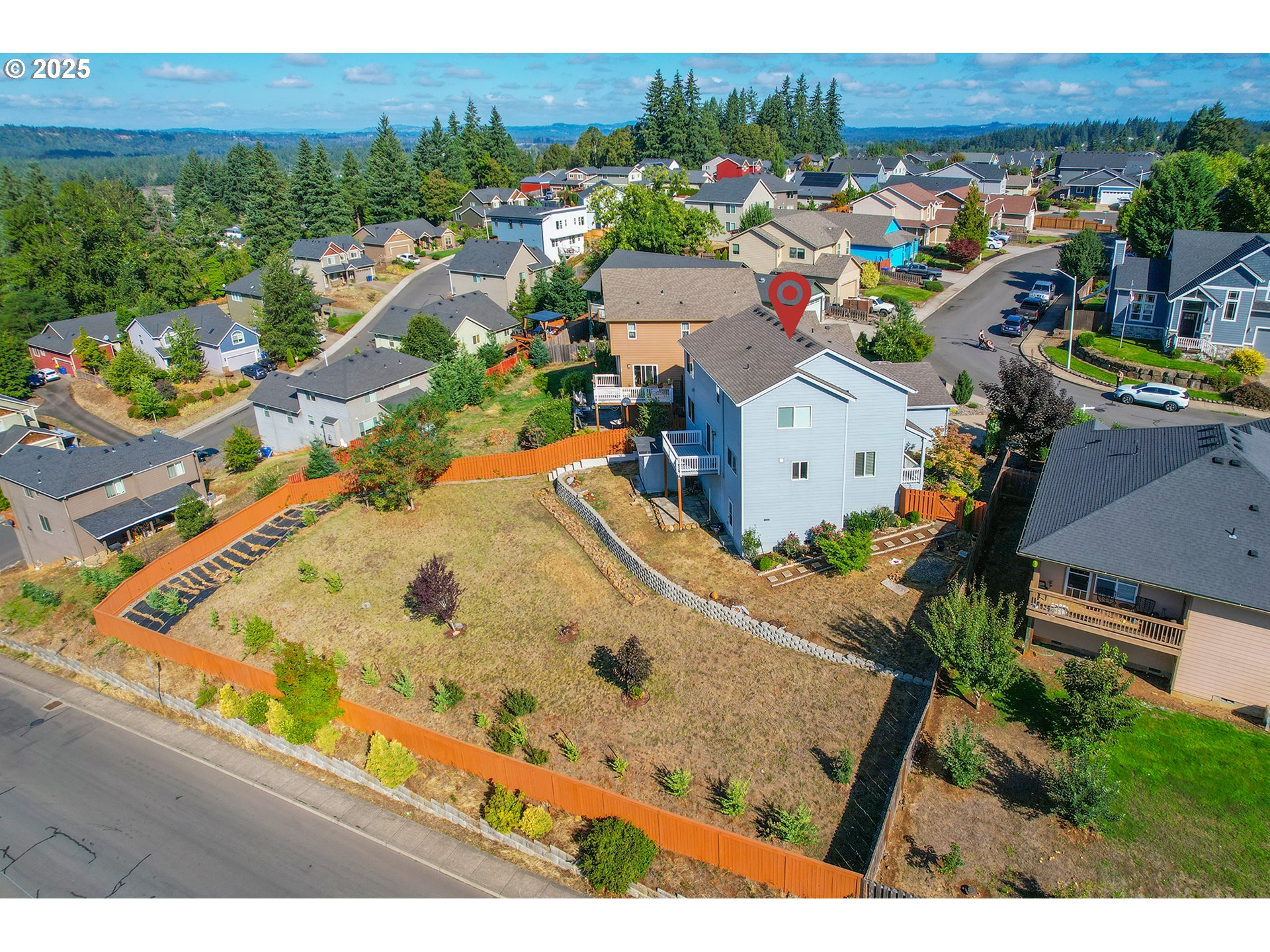 381 SE REGAN HILL LOOP