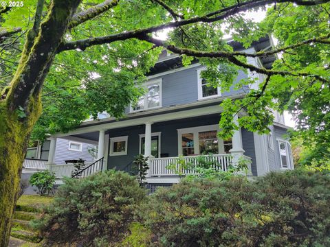 1804 SE MADISON ST Portland OR 97214