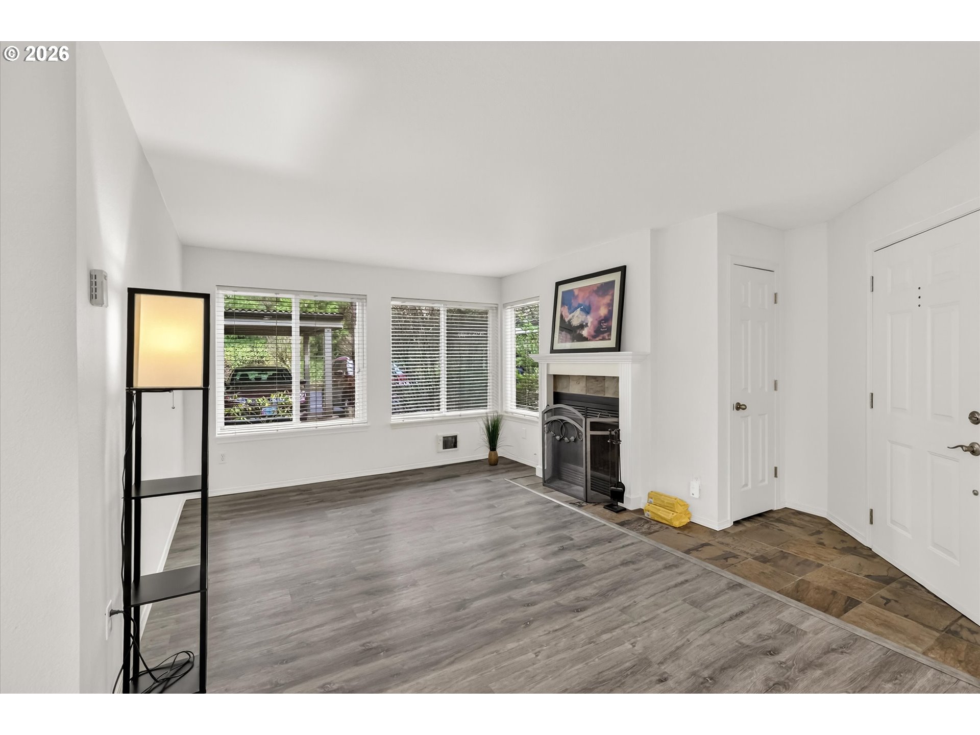 5063 SW FOOTHILLS DR F