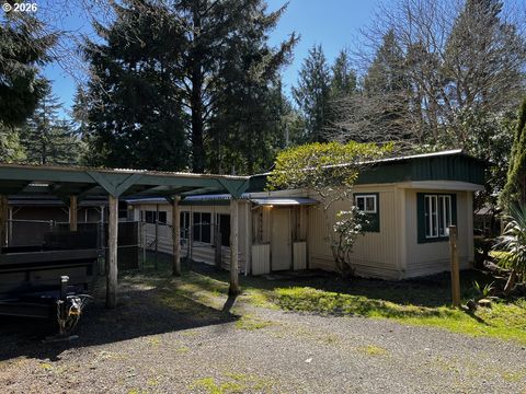 85141 Cedar DR Florence OR 97439