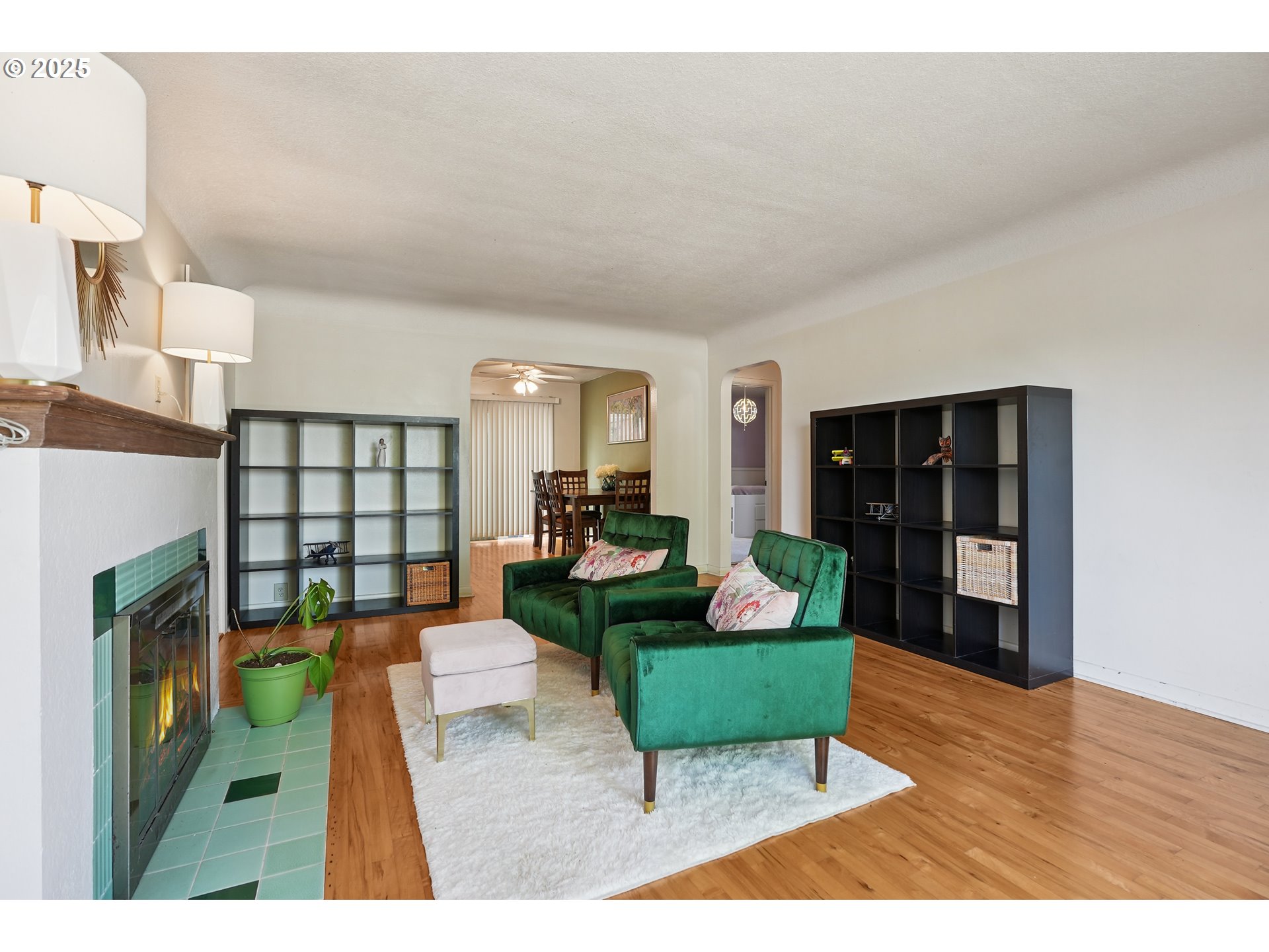 8607 MT THIELSON AVE