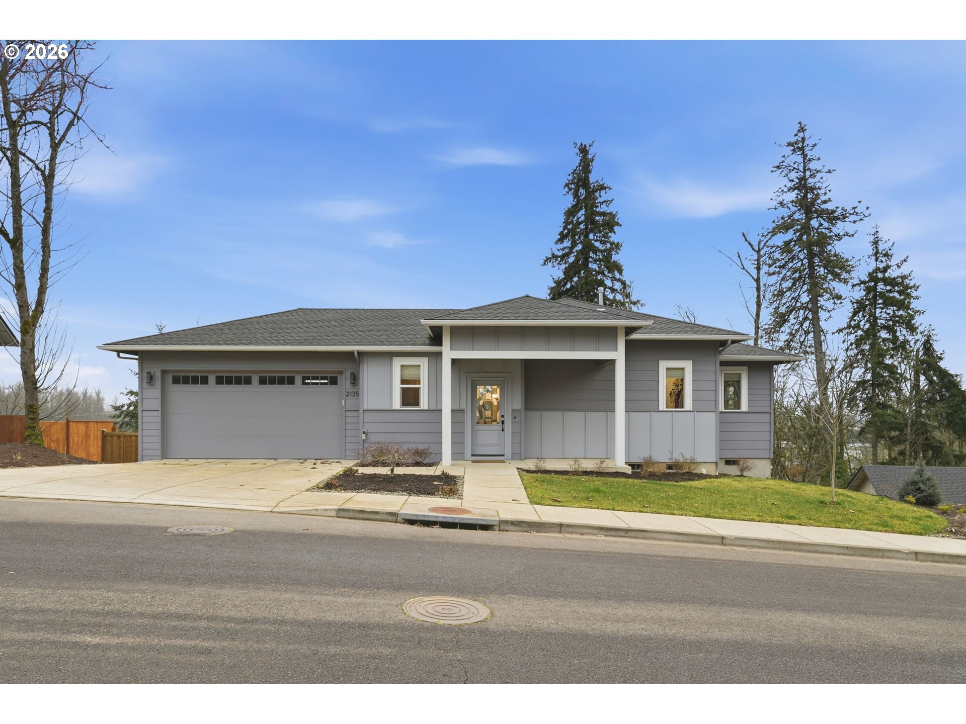Photo 1 of 37 — 2135 37TH PL, Springfield, OR 97477