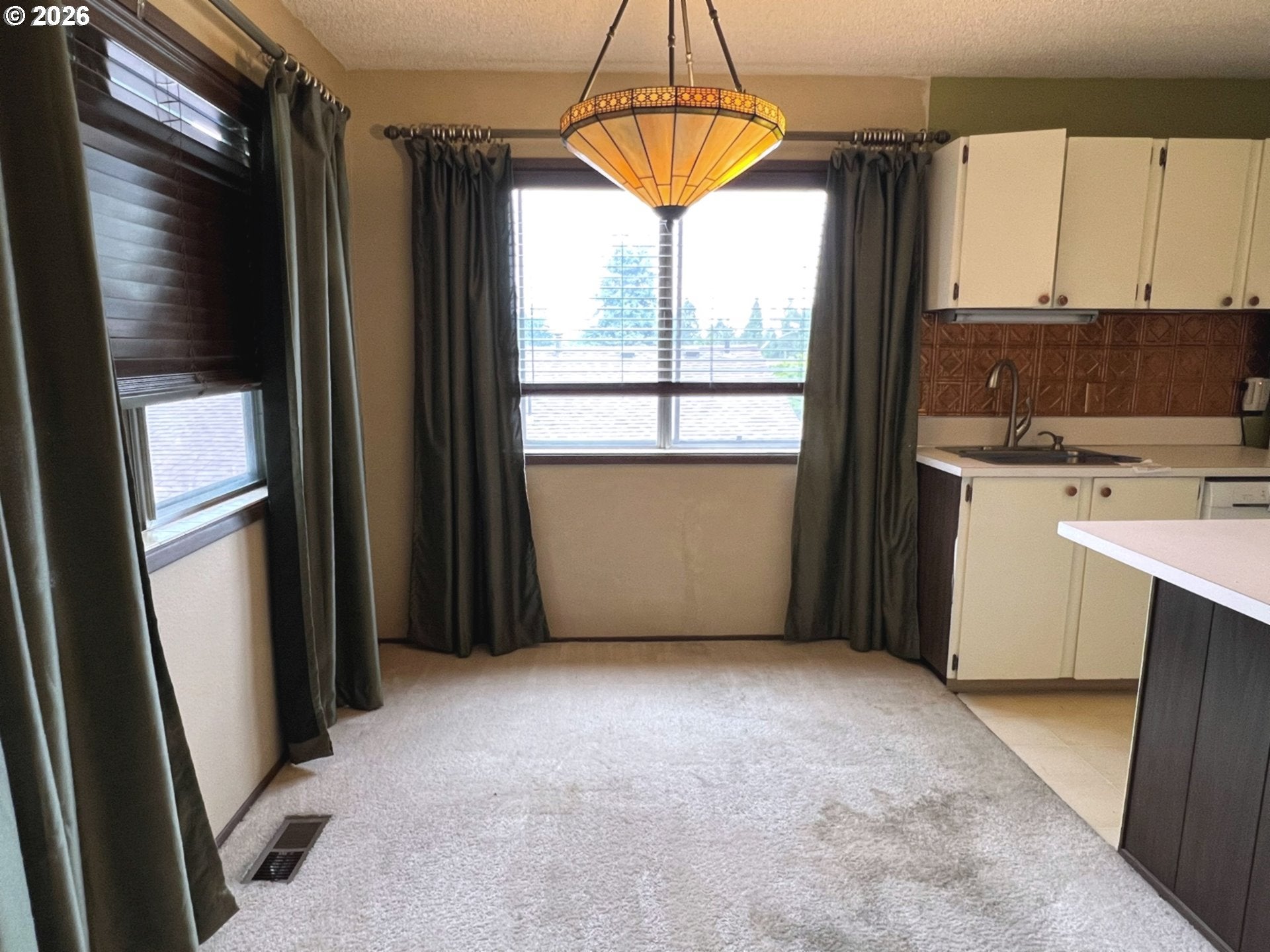 14807 NE SISKIYOU CT