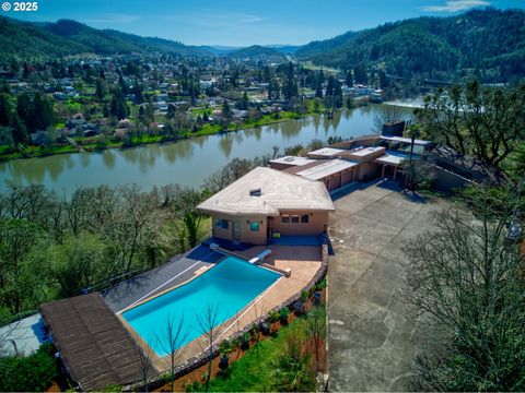 141 UMPQUA COLLEGE RD Roseburg OR 97470