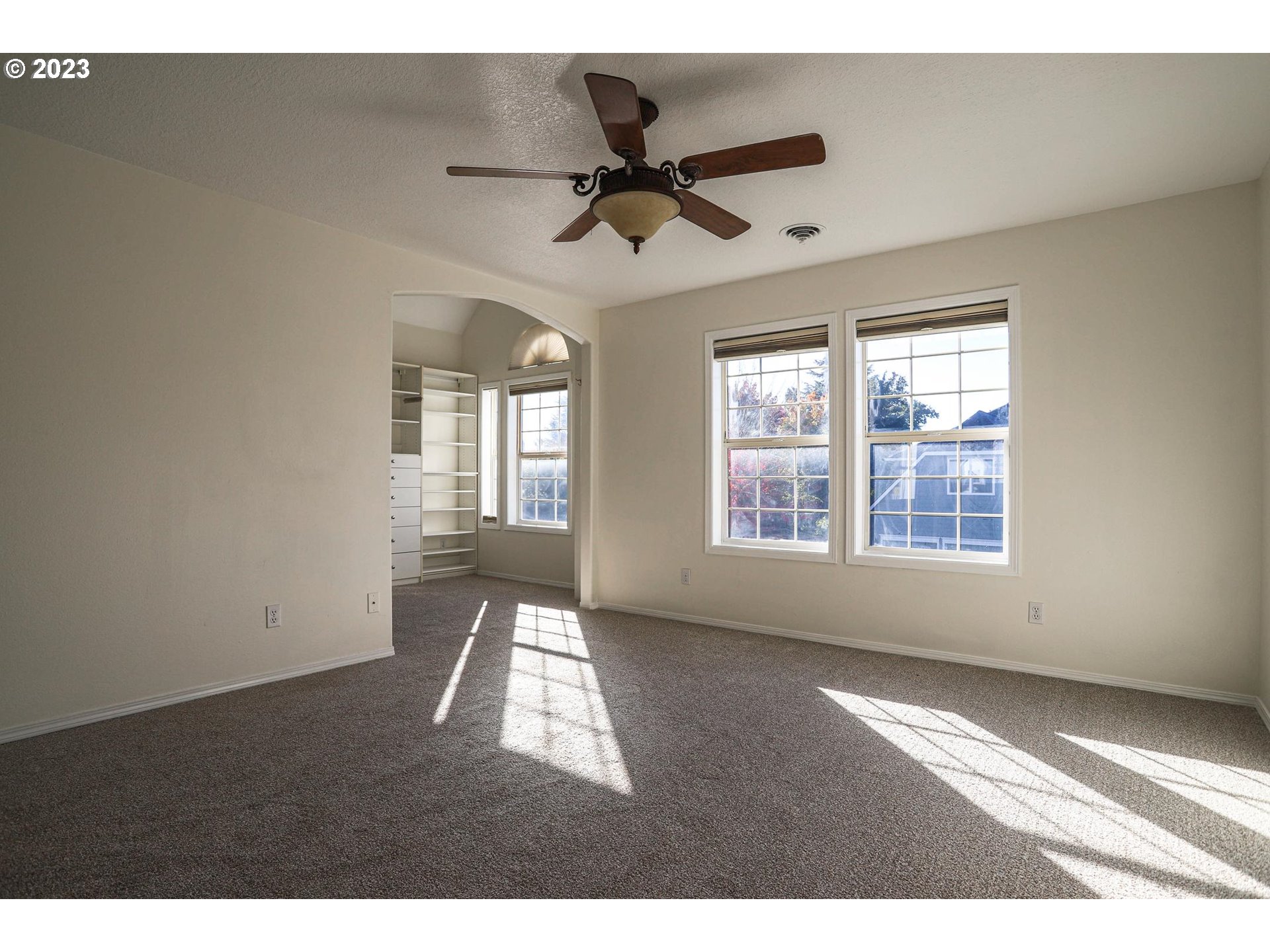 Portland, Oregon 97229, United States, 3 Bedrooms Bedrooms, ,3 BathroomsBathrooms,Residential,Active,80791