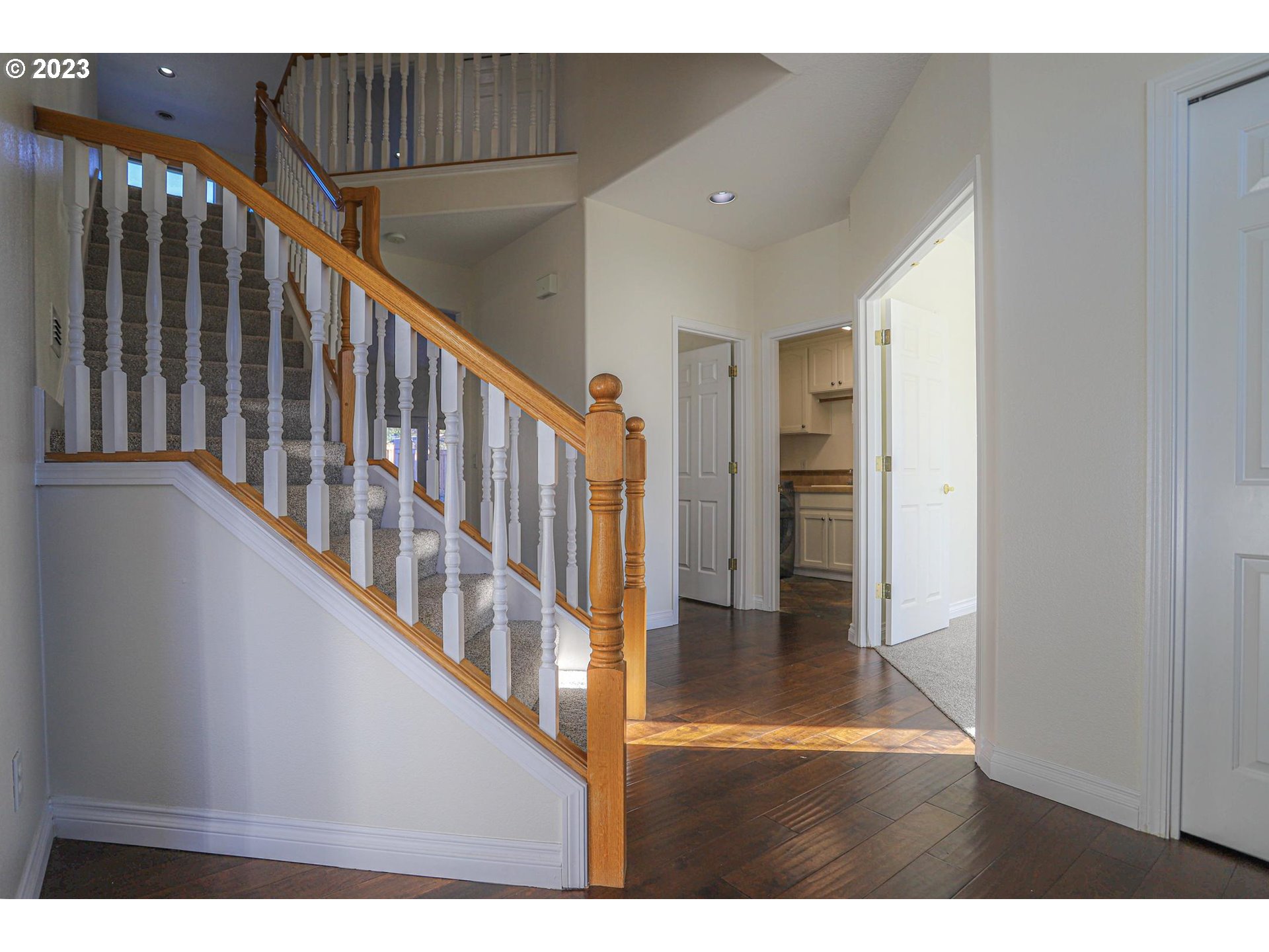 Portland, Oregon 97229, United States, 3 Bedrooms Bedrooms, ,3 BathroomsBathrooms,Residential,Active,80791