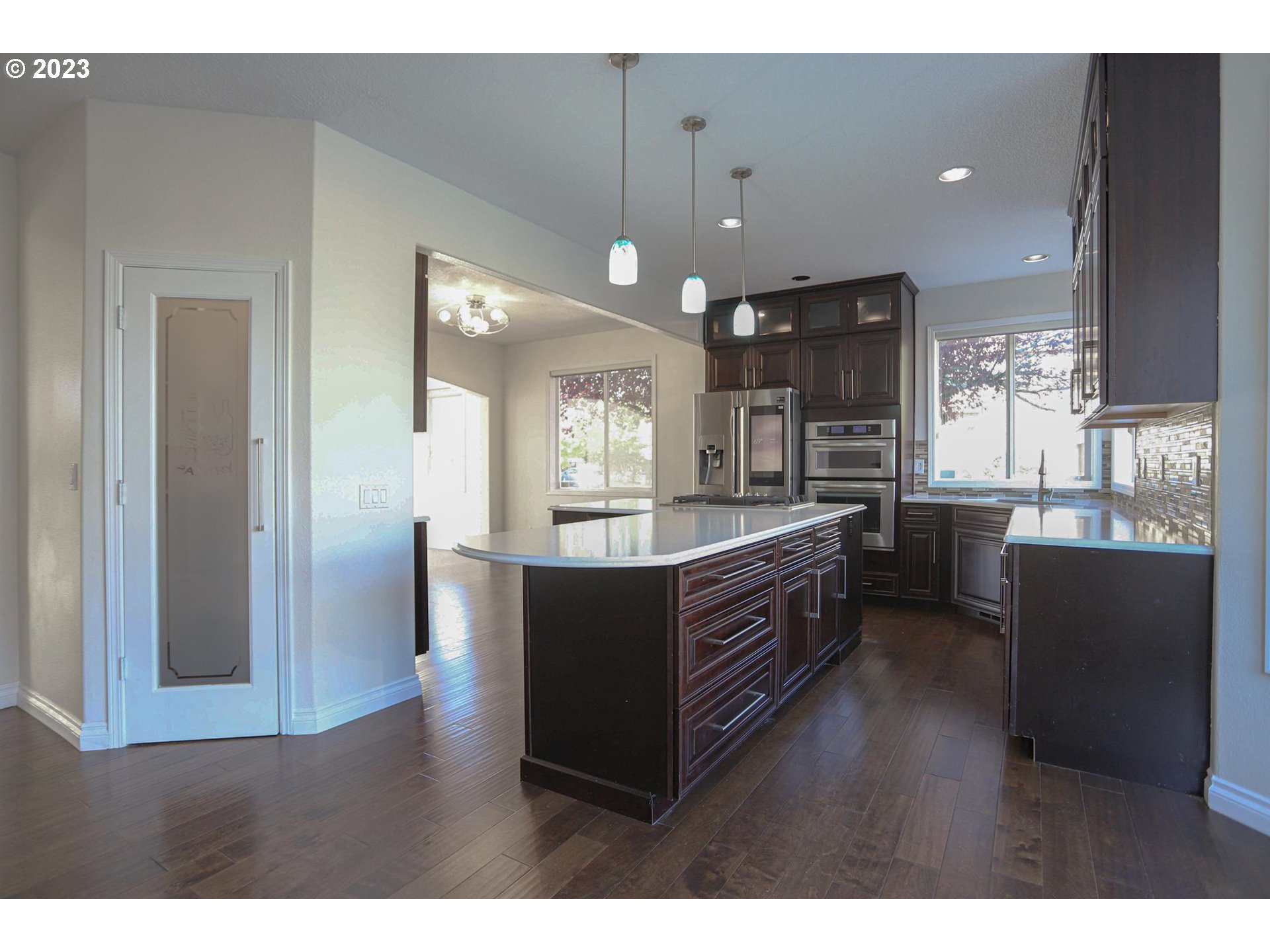 Portland, Oregon 97229, United States, 3 Bedrooms Bedrooms, ,3 BathroomsBathrooms,Residential,Active,80791