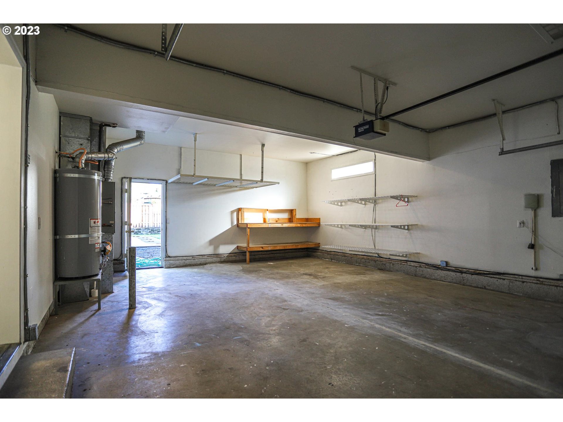 Portland, Oregon 97229, United States, 3 Bedrooms Bedrooms, ,3 BathroomsBathrooms,Residential,Active,80791