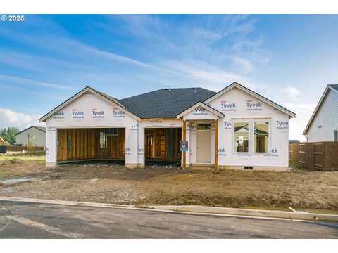 2329 E WOLFPACK ST La Center WA 98629