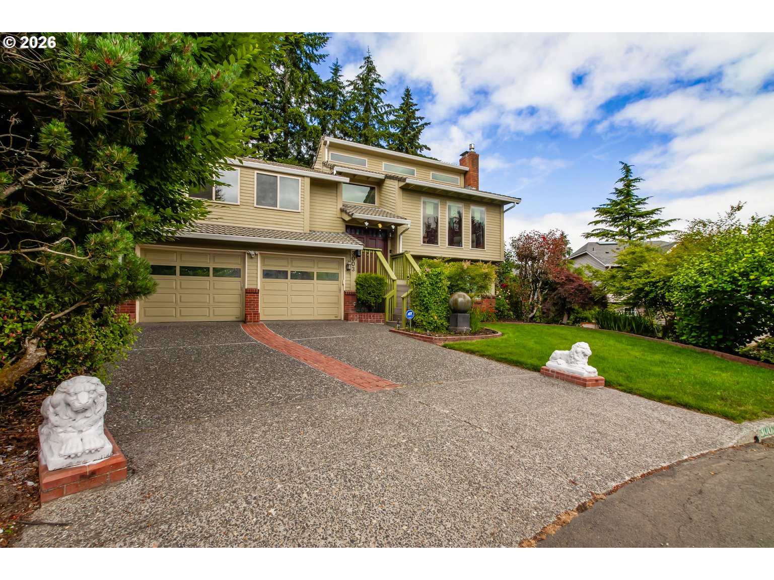 3003 NE 98TH CIR