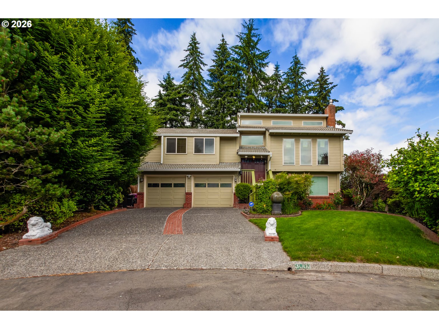 3003 NE 98TH CIR