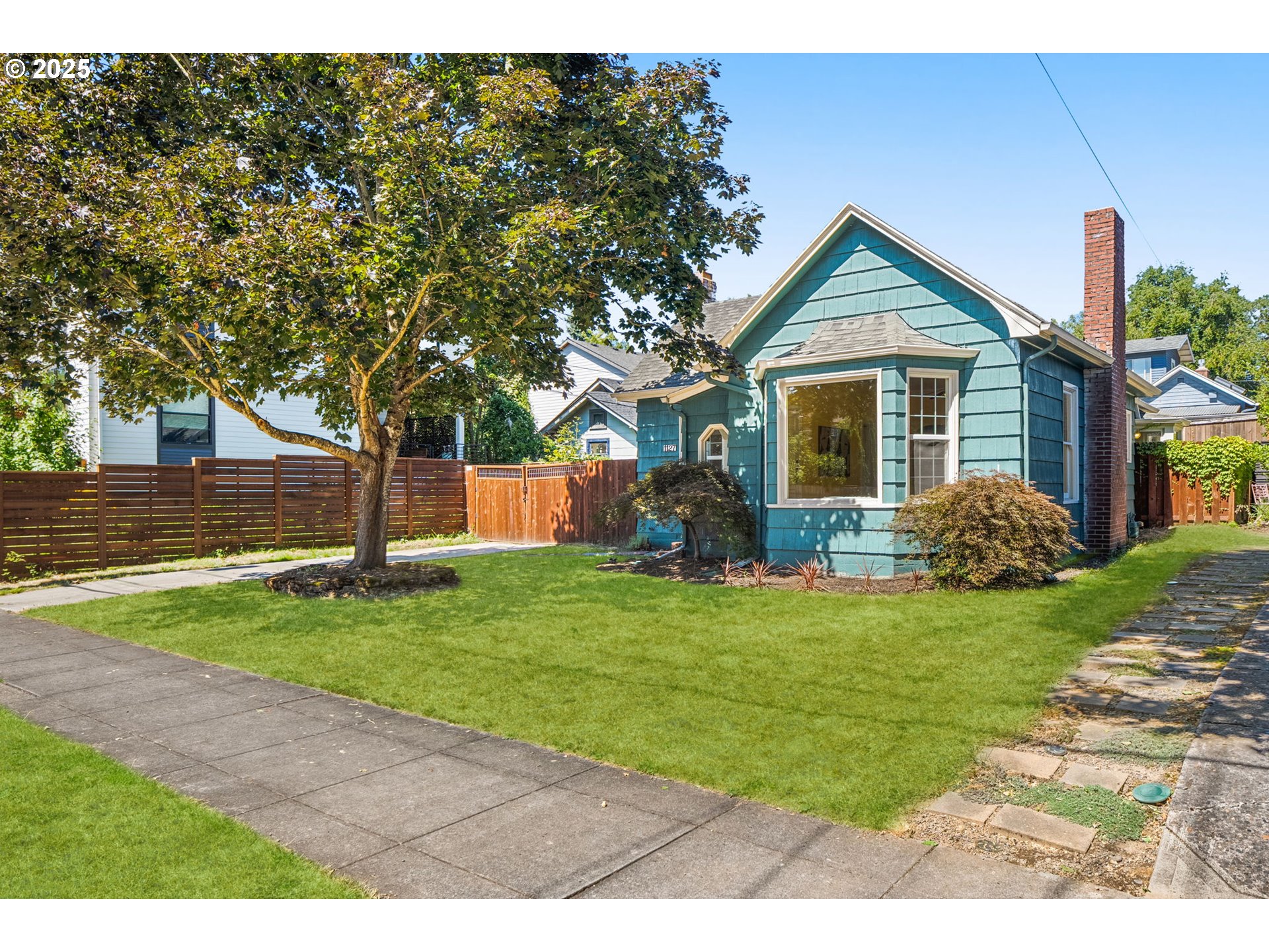 1127 SE SHERRETT ST