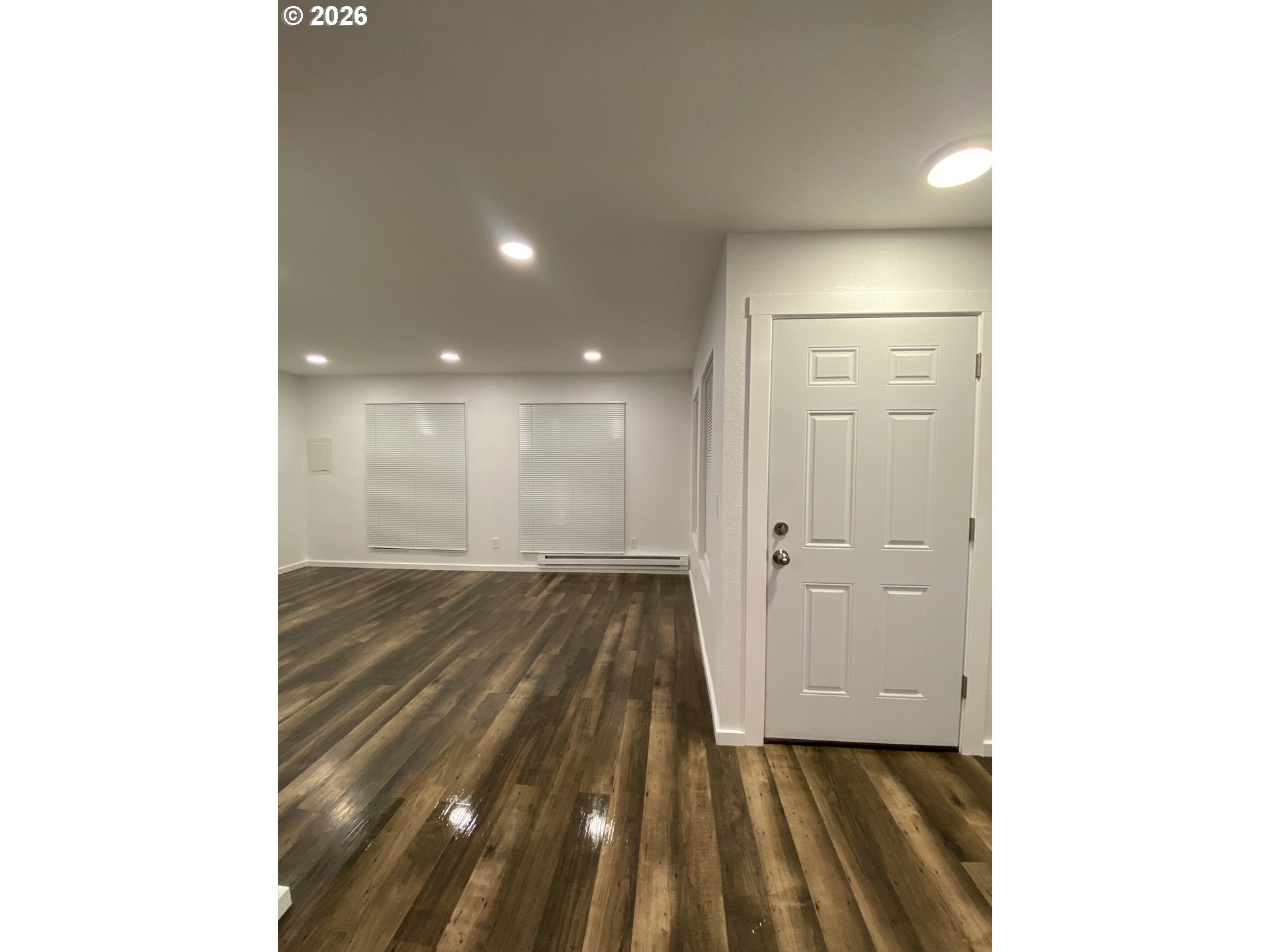850 W POWELL BLVD