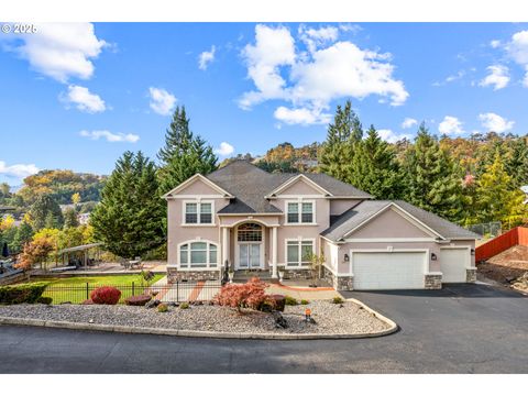 2744 NW DAYSHA DR Roseburg OR 97471