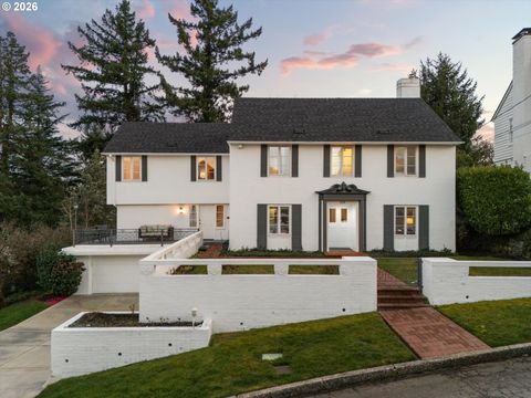 1136 SW DAVENPORT ST Portland OR 97201