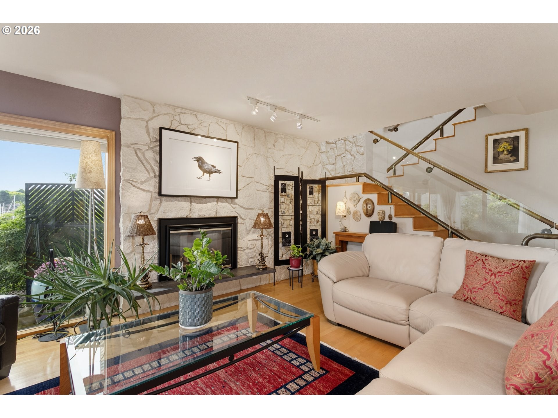 230 N HAYDEN BAY DR