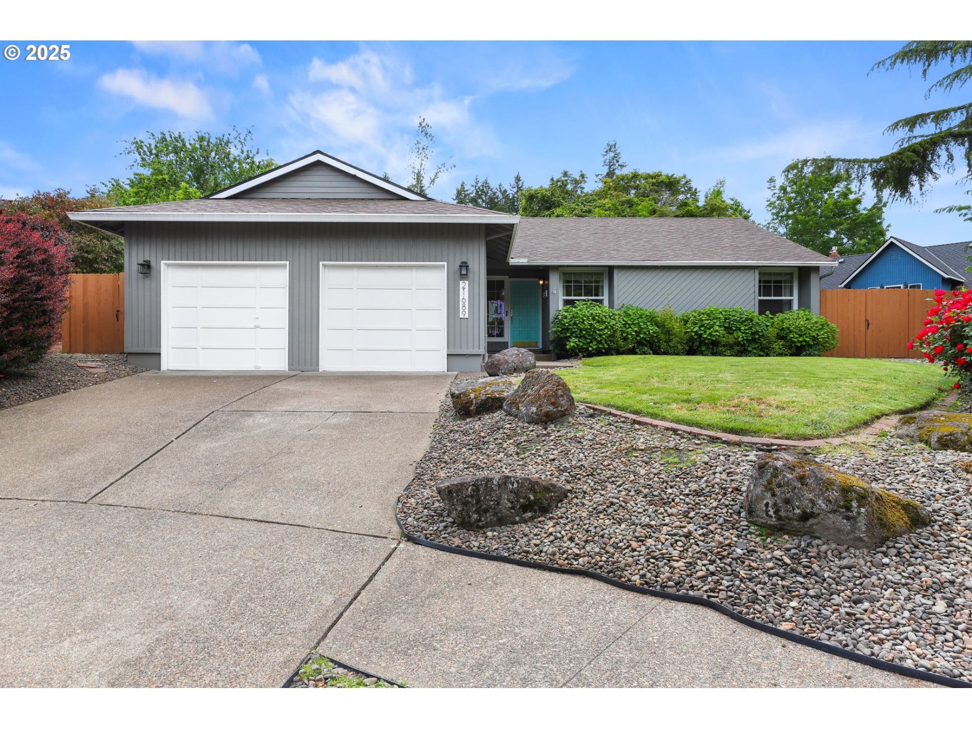 21689 SW KLICKITAT CT