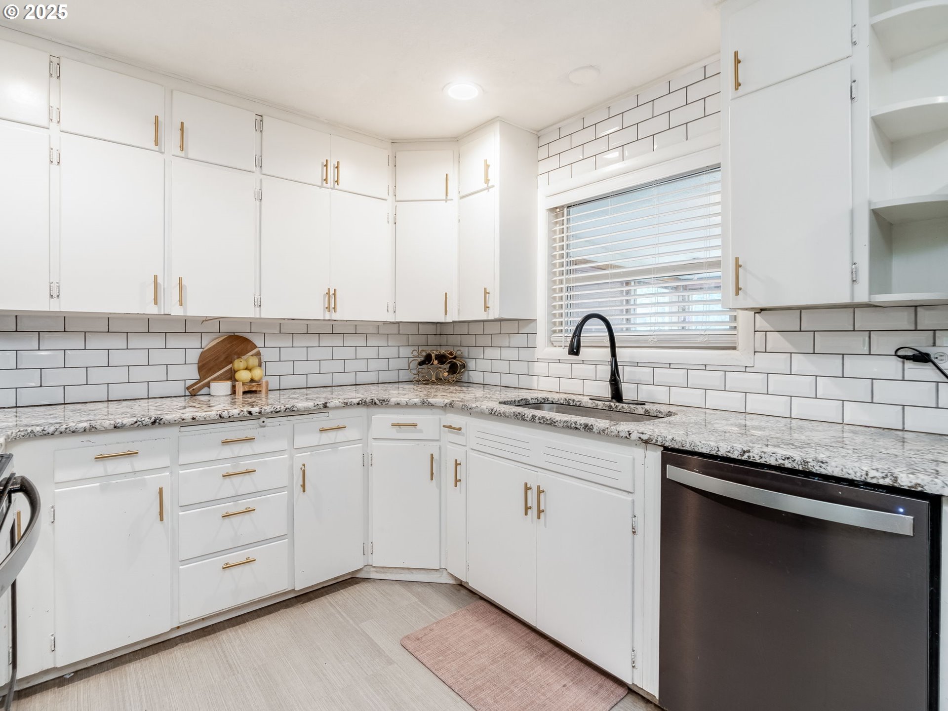 Vancouver, Washington 98661, United States, 3 Bedrooms Bedrooms, ,2 BathroomsBathrooms,Residential,Active,154476