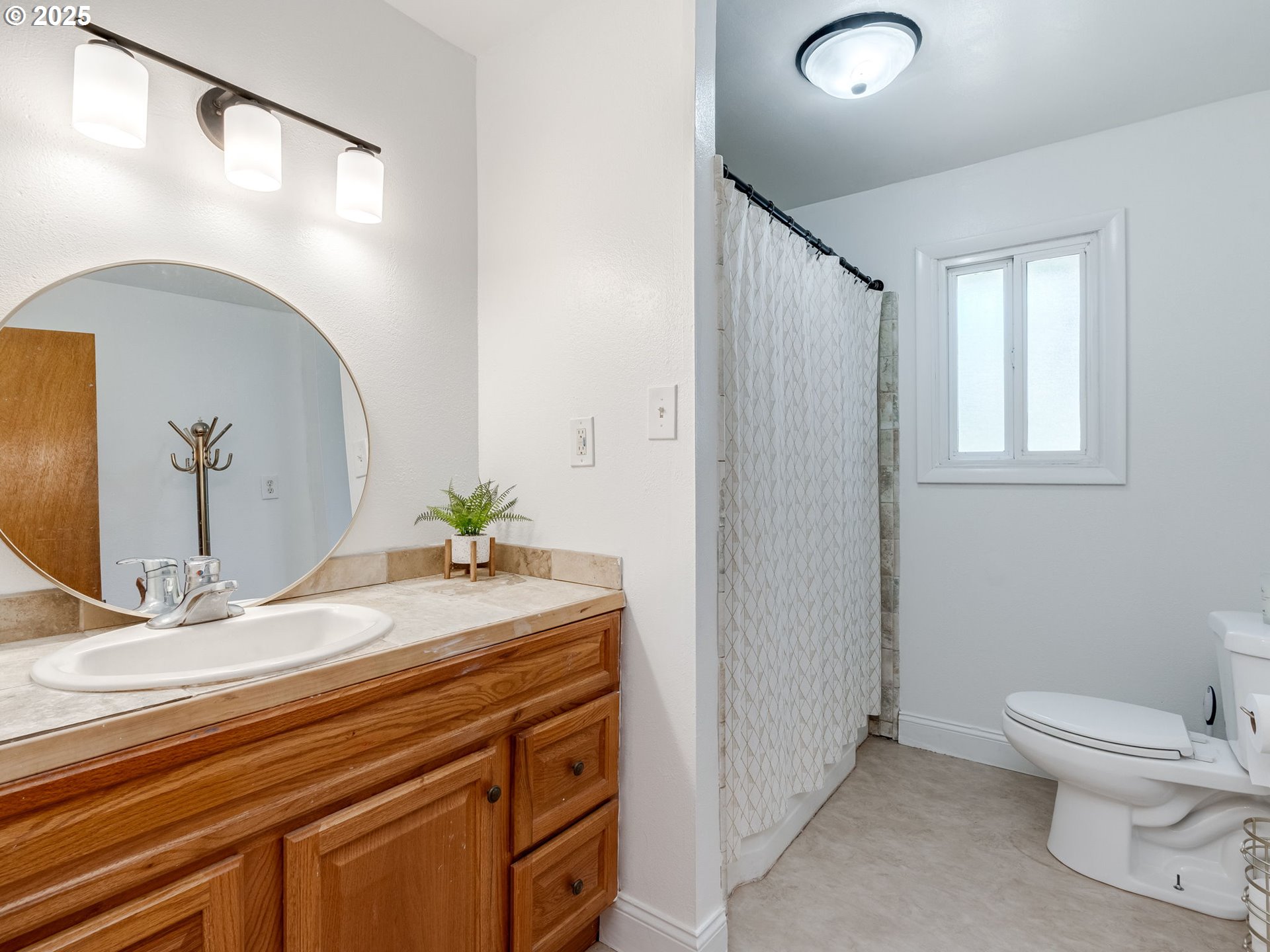 Vancouver, Washington 98661, United States, 3 Bedrooms Bedrooms, ,2 BathroomsBathrooms,Residential,Active,154476