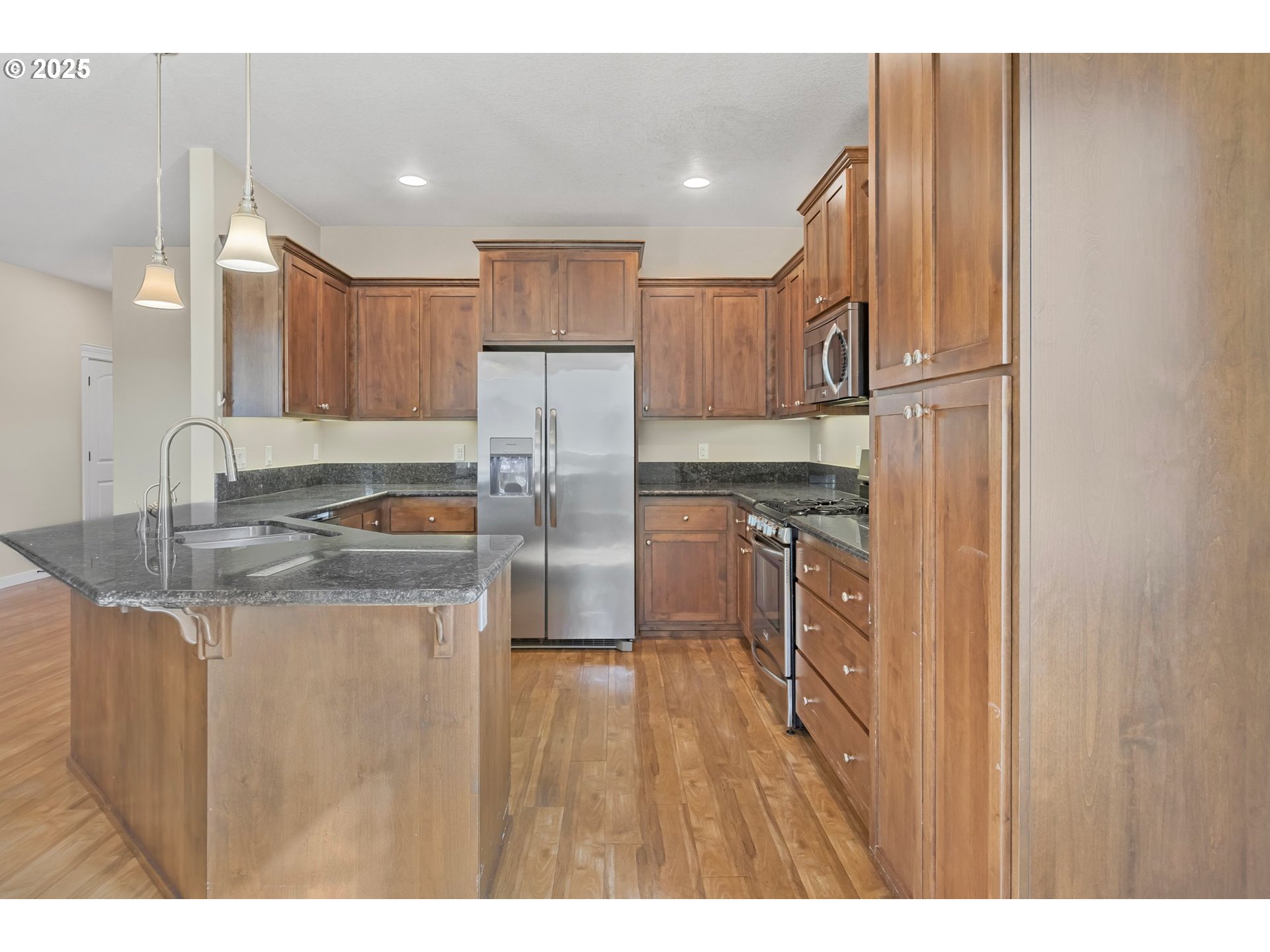 Junction City, Oregon 97448, United States, 3 Bedrooms Bedrooms, ,2 BathroomsBathrooms,Residential,Active,98790