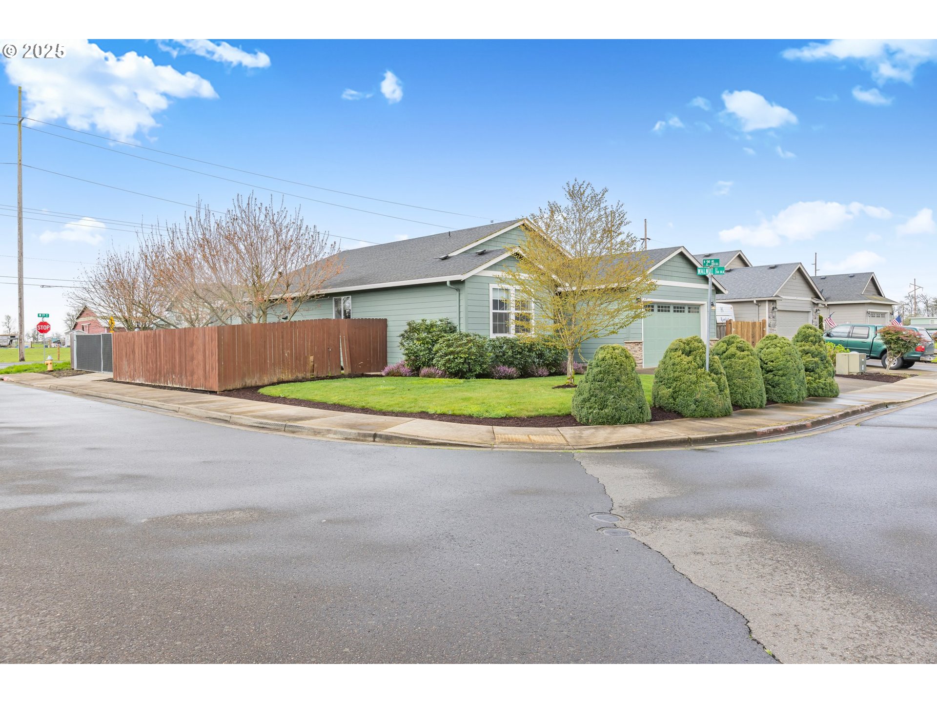 Junction City, Oregon 97448, United States, 3 Bedrooms Bedrooms, ,2 BathroomsBathrooms,Residential,Active,98790