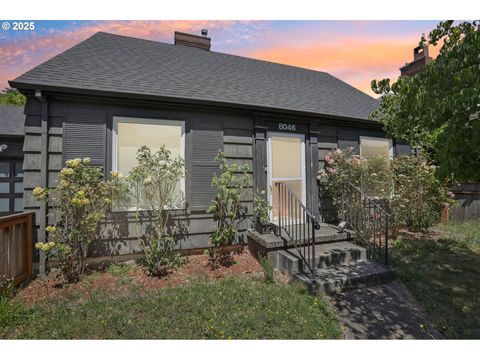 8046 SW CAPITOL HILL RD Portland OR 97219