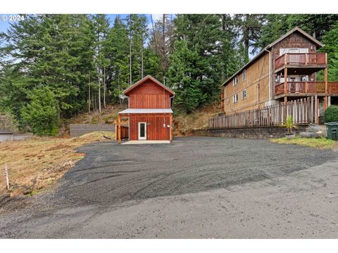 A home in Coos Bay