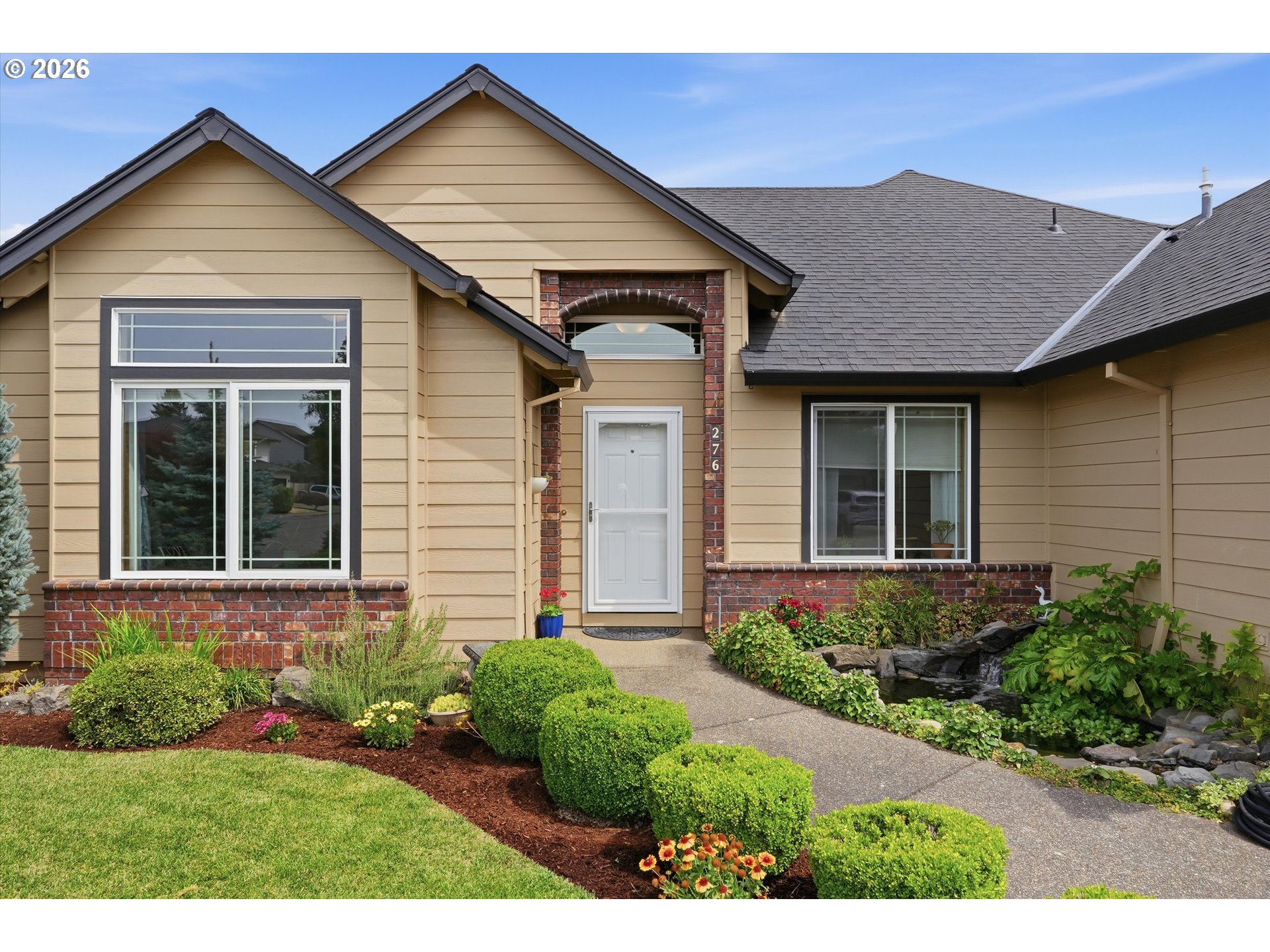 276 SE 8TH AVE