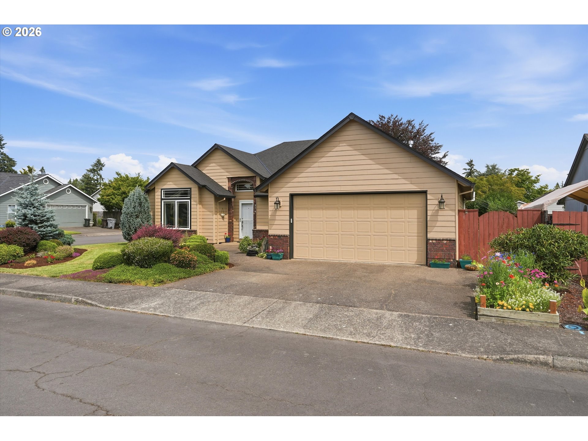 276 SE 8TH AVE