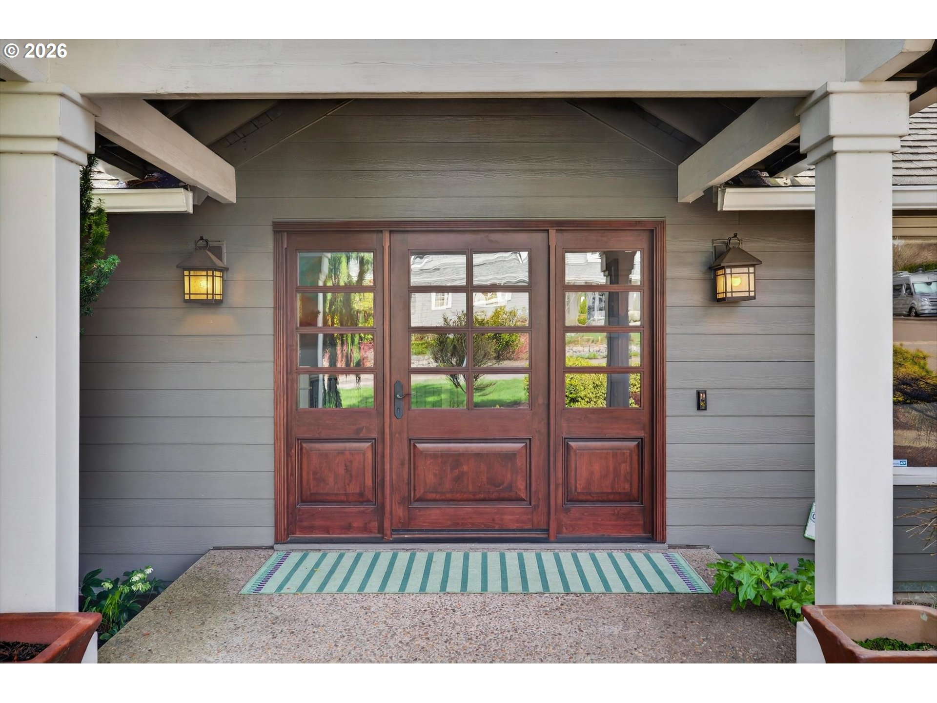 1414 COUNTRY COMMONS