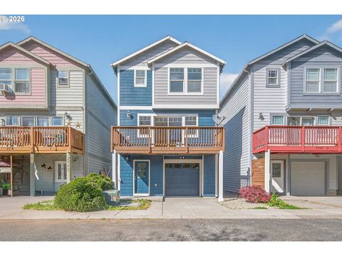 2743 SE 98TH AVE 3 Portland OR 97266