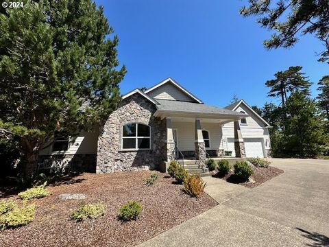 1198 WINSOME CIR Florence OR 97439