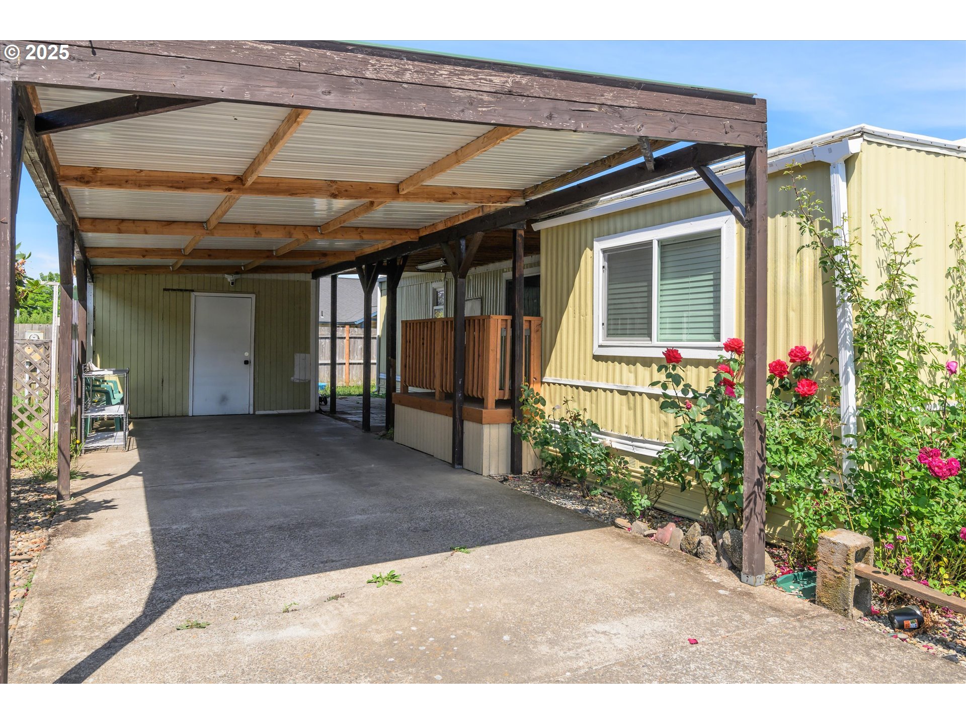 1120 W FAIRVIEW DR 7