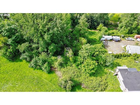 6610 N OSWEGO AVE 9/10 Portland OR 97203