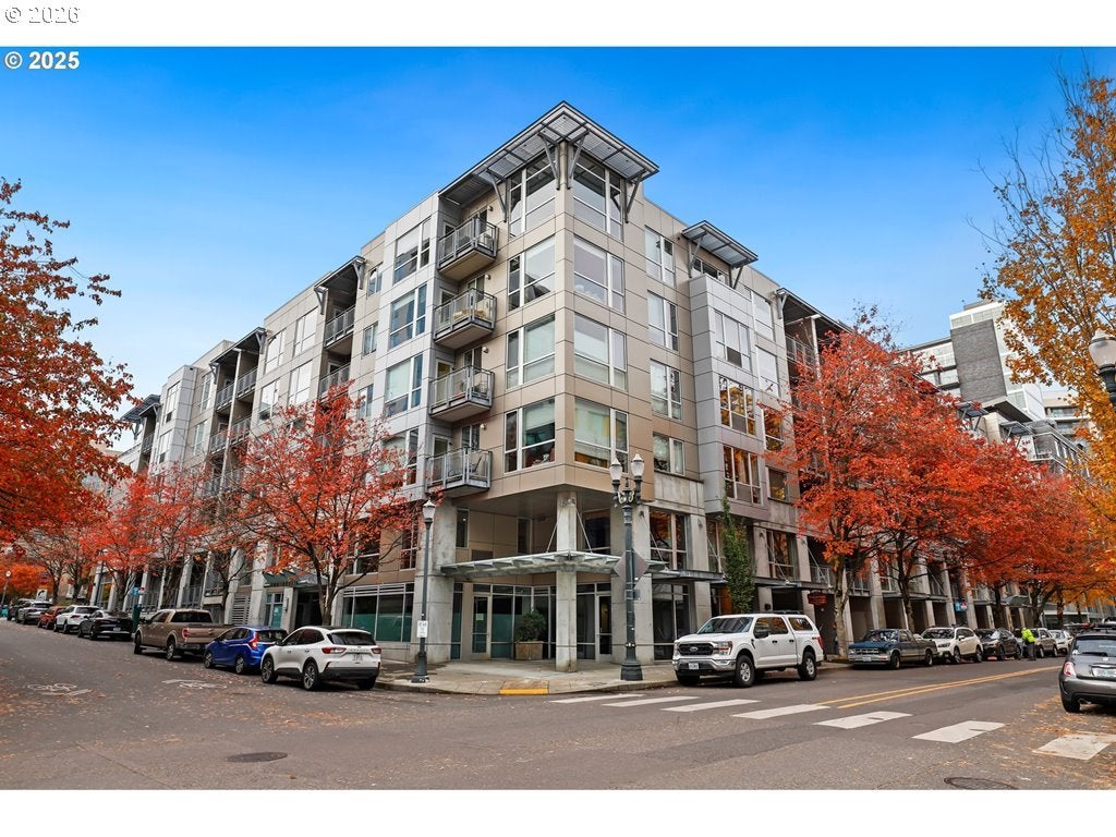 1125 NW 9TH AVE 424 — 1 bed 1 bath Condominium