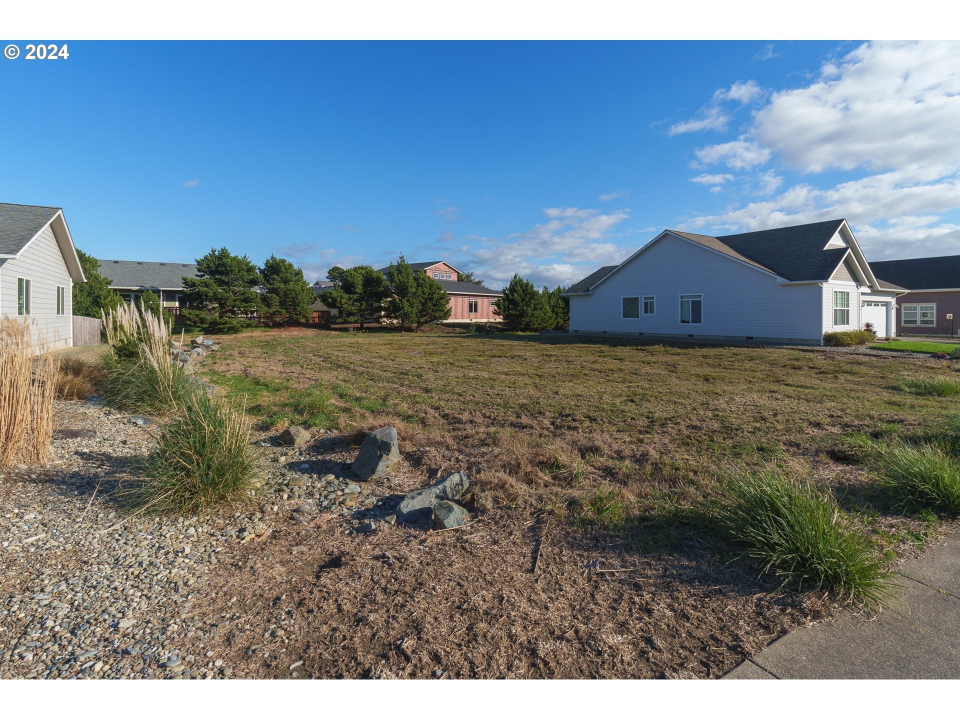 2653 Spinnaker Dr