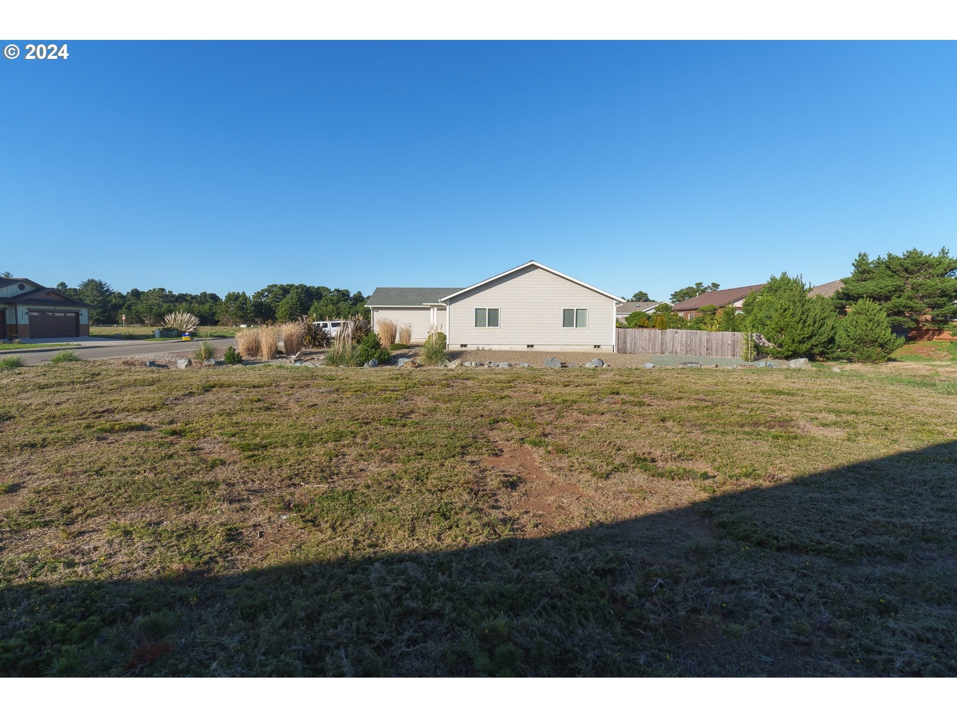 2653 Spinnaker Dr