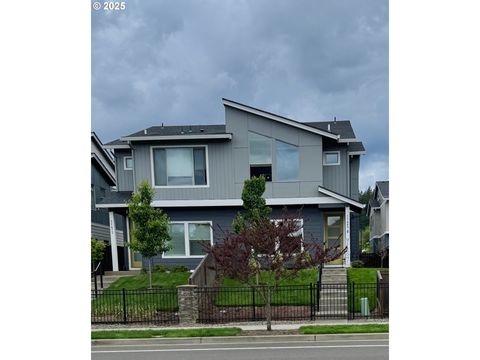 11465 SE PLEASANT VALLEY PKWY Happy Valley OR 97086