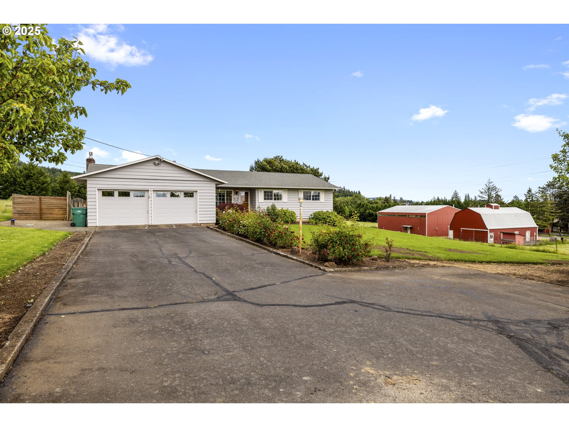 16580 NE CHEHALEM DR
